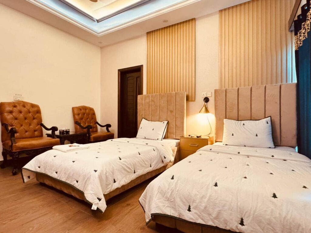 Crest view guest house